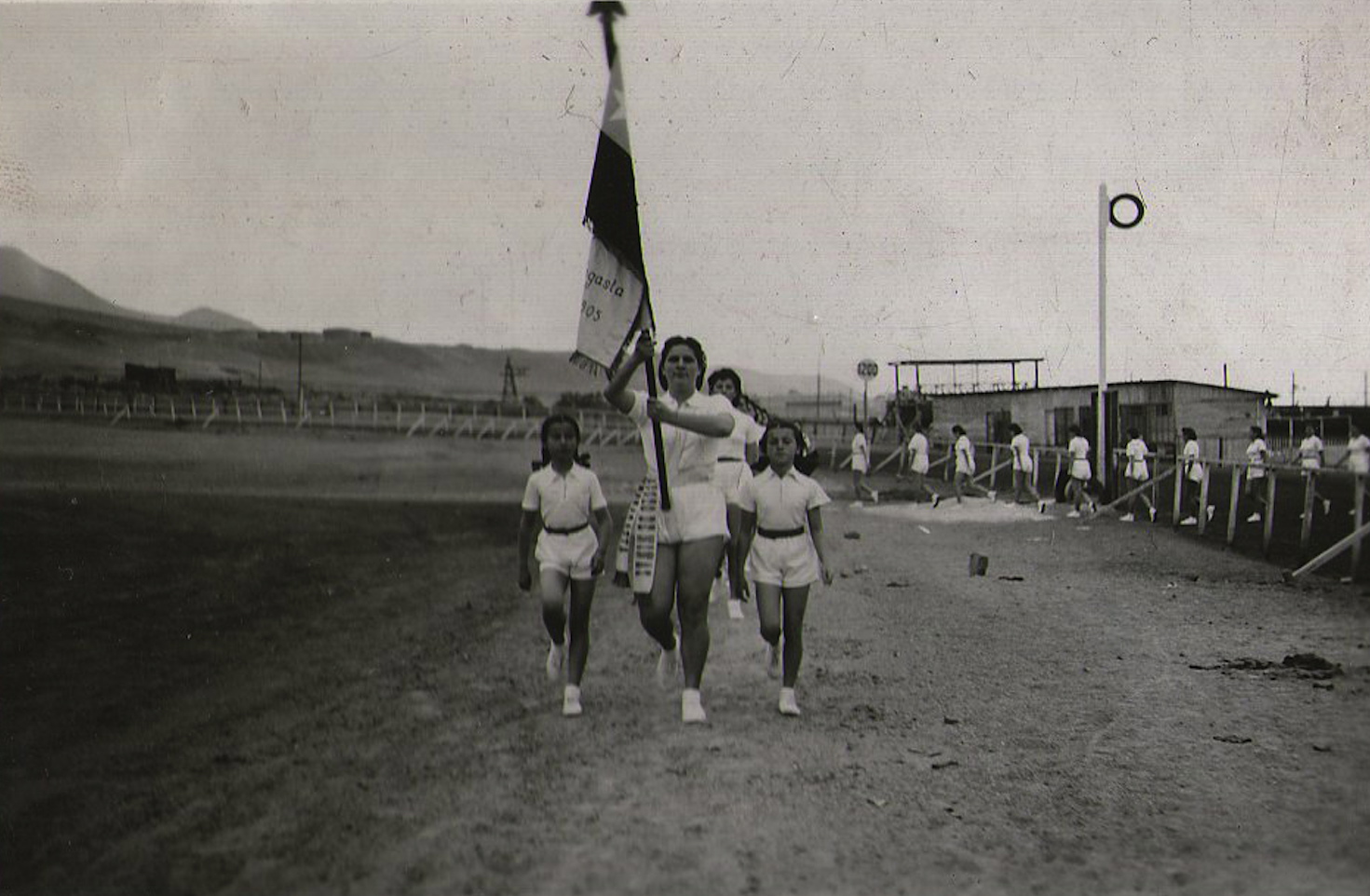 Anónimo. Revista de Gimnasia, Liceo de Niñas de Antofagasta. 1943