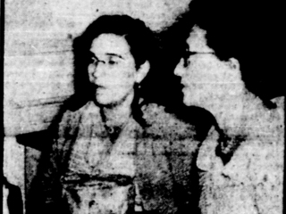 Fidelina Soto y Jovina Iturra, representantes de las mujeres del carbn viajaron hacia Santiago. El Siglo, 20 de abril de 1960.
